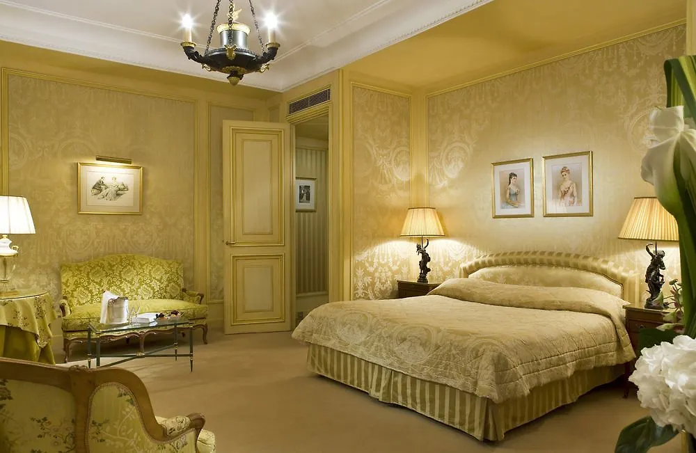 Hotel San Regis Paris France